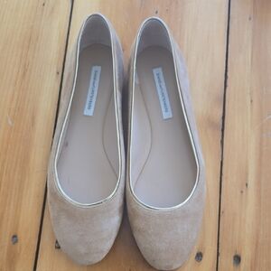 Diane Von Furstenberg Beige Suede Flats